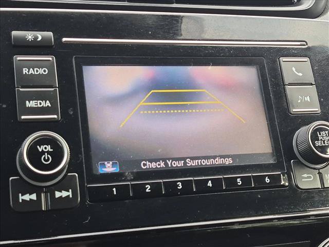 Used 2020 Honda CR-V LX image 13