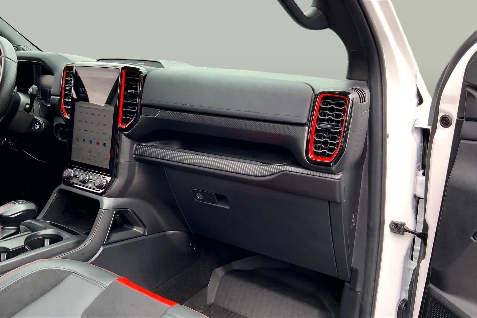 Used 2025 Ford Ranger Raptor AWD/4WD image 19