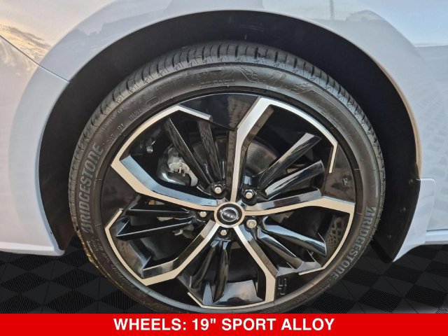 Certified 2024 Nissan Altima 2.5 SR w/ SR Premium Package FWD image 11