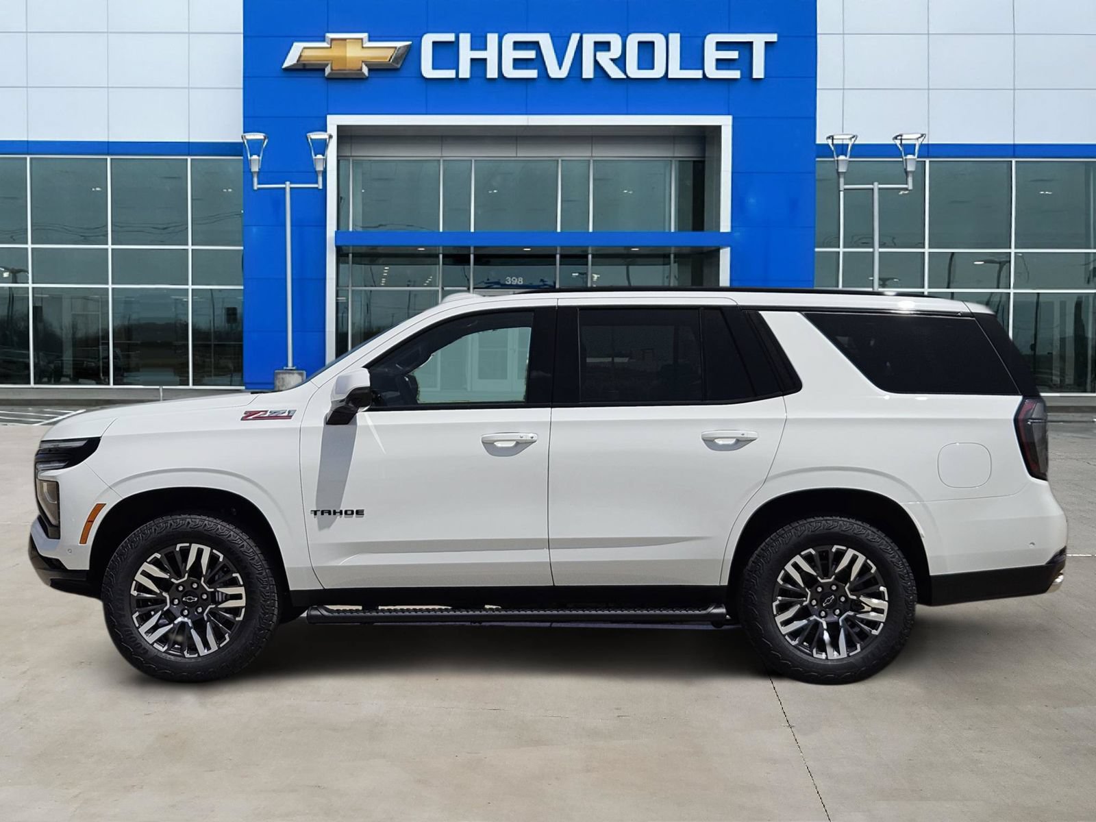 New 2026 Chevrolet Tahoe Z71 w/ Z71 Off-Road Package AWD/4WD image 3