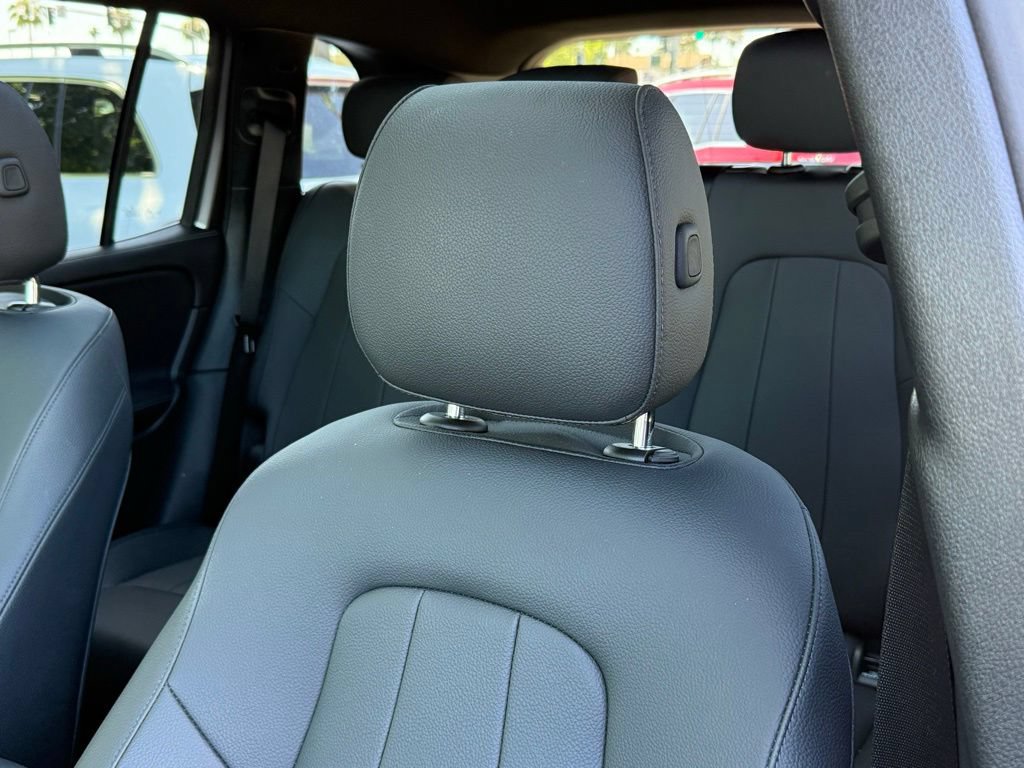 Certified 2026 Mercedes-Benz GLB 250 image 3