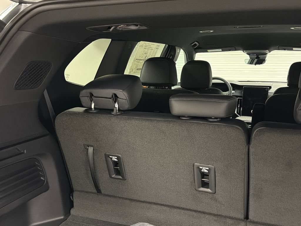 New 2026 GMC Acadia Elevation w/ Black Edition FWD image 16