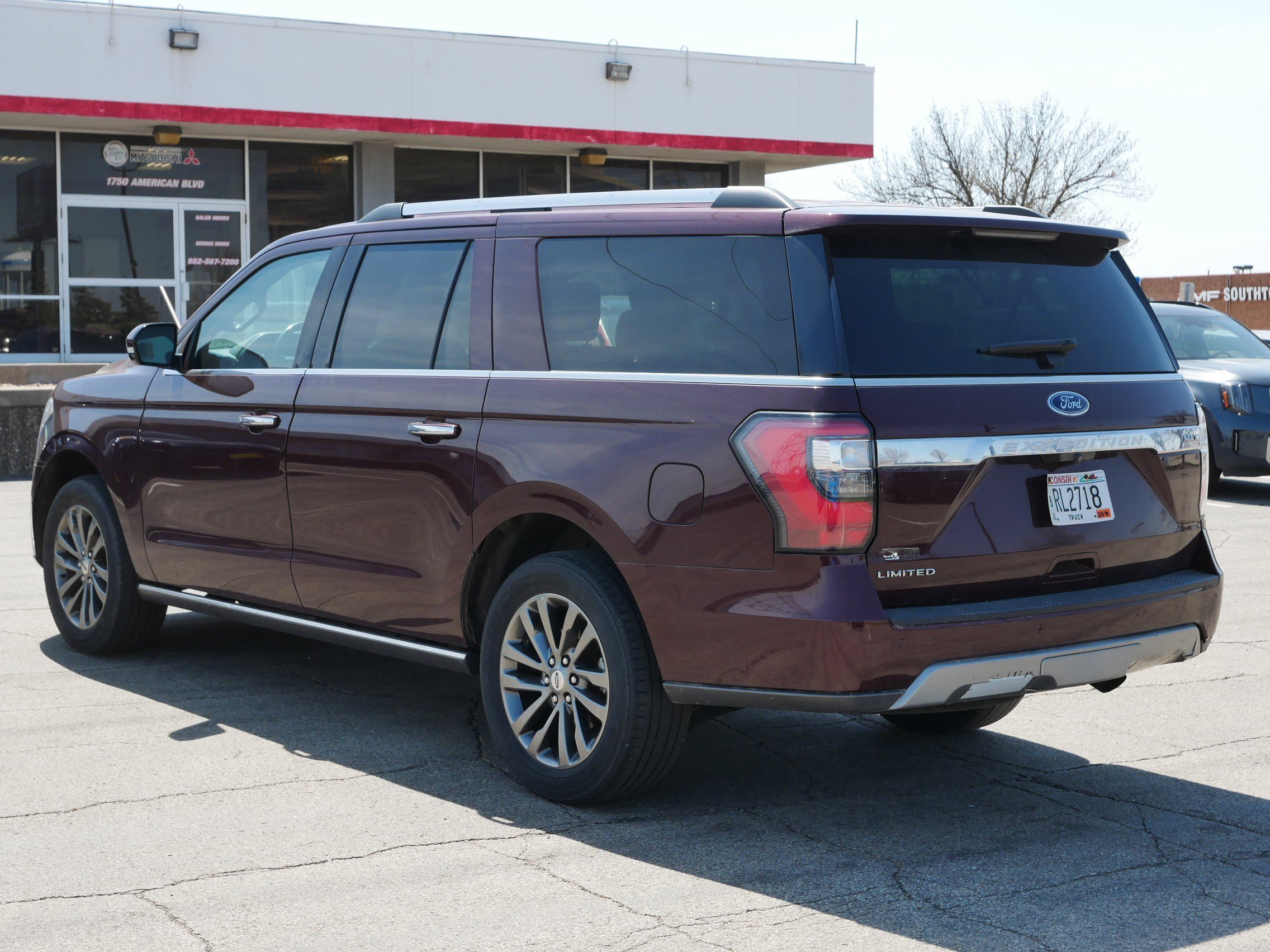 Used 2020 Ford Expedition Max Limited w/ Equipment Group 301A AWD/4WD image 3