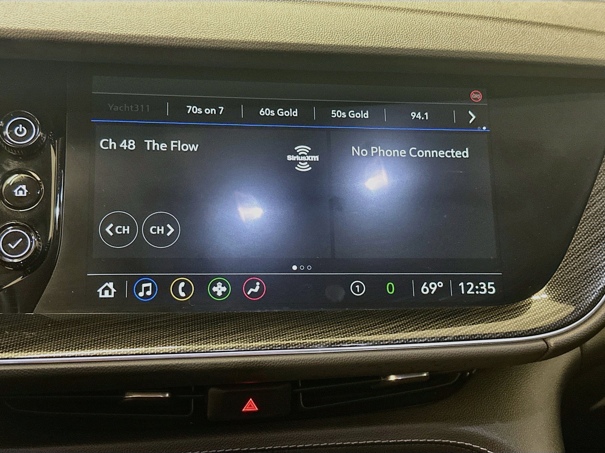 Used 2023 Buick Envision Preferred w/ Sport Touring Package AWD/4WD image 21