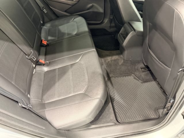 Used 2014 Volkswagen Passat 1.8T Wolfsburg Edition FWD image 29