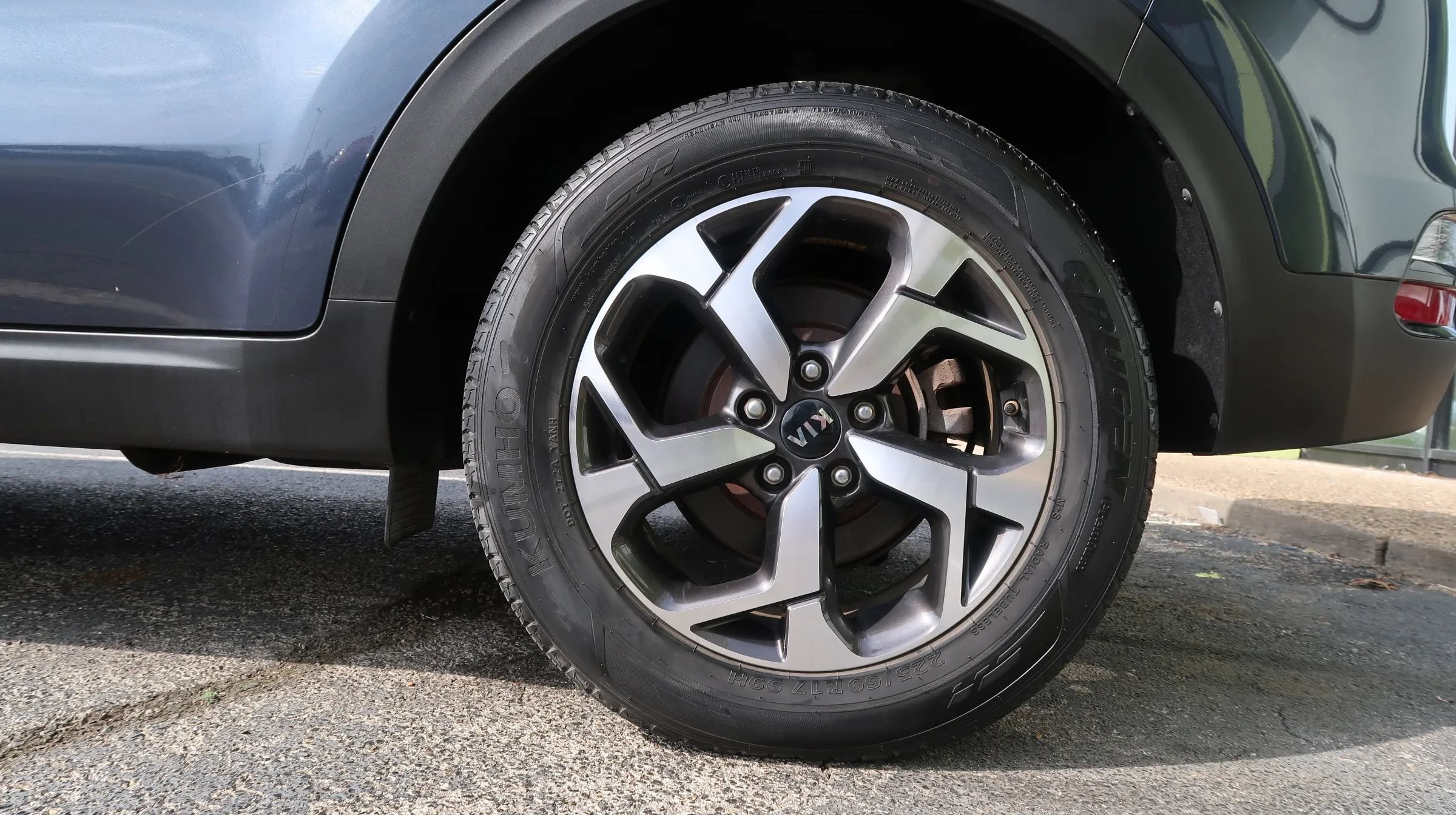 Used 2020 Kia Sportage LX AWD/4WD image 57
