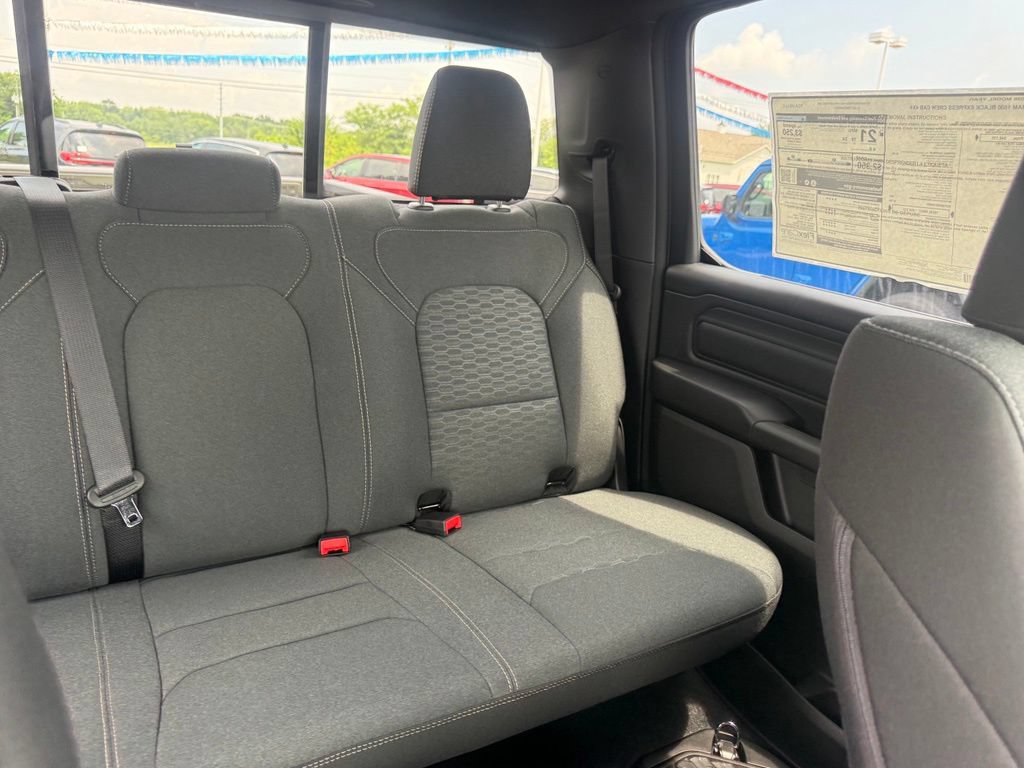 New 2026 RAM 1500 Express AWD/4WD image 50