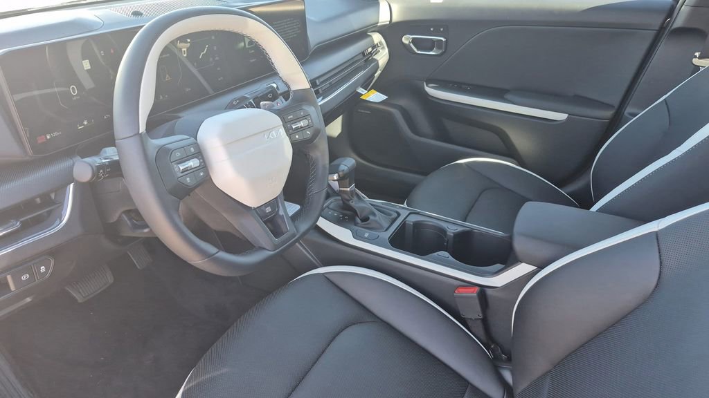 New 2025 Kia K4 GT-Line w/ GT-Line Premium Package image 10