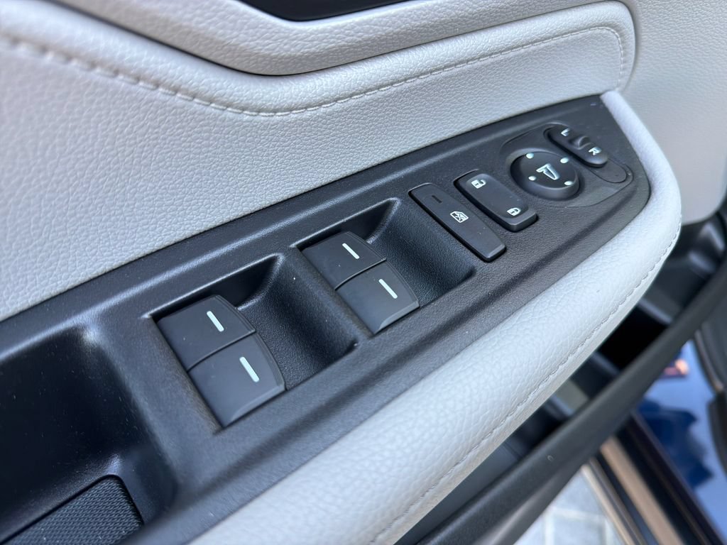 Used 2023 Honda Odyssey EX-L image 11