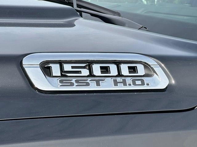 Used 2025 RAM 1500 Limited AWD/4WD image 10
