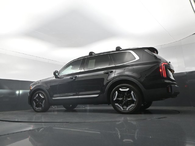 Used 2023 Kia Telluride EX AWD/4WD image 32