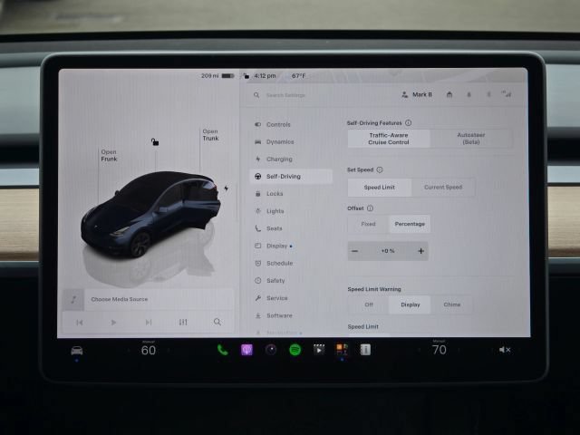 Used 2025 Tesla Model Y Long Range AWD/4WD image 42
