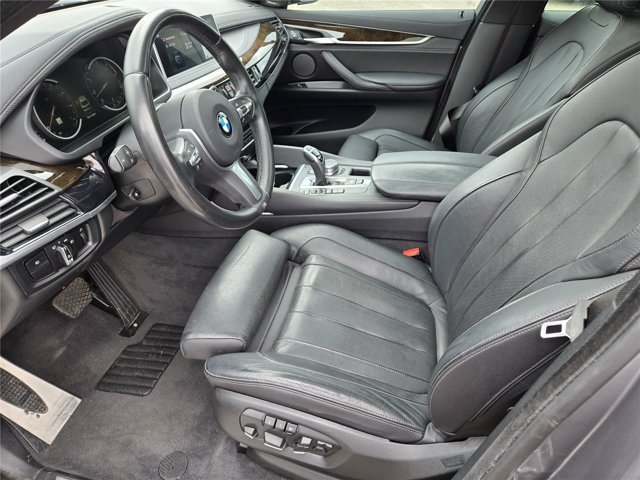 Used 2019 BMW X6 xDrive35i w/ M Sport Package AWD/4WD image 32