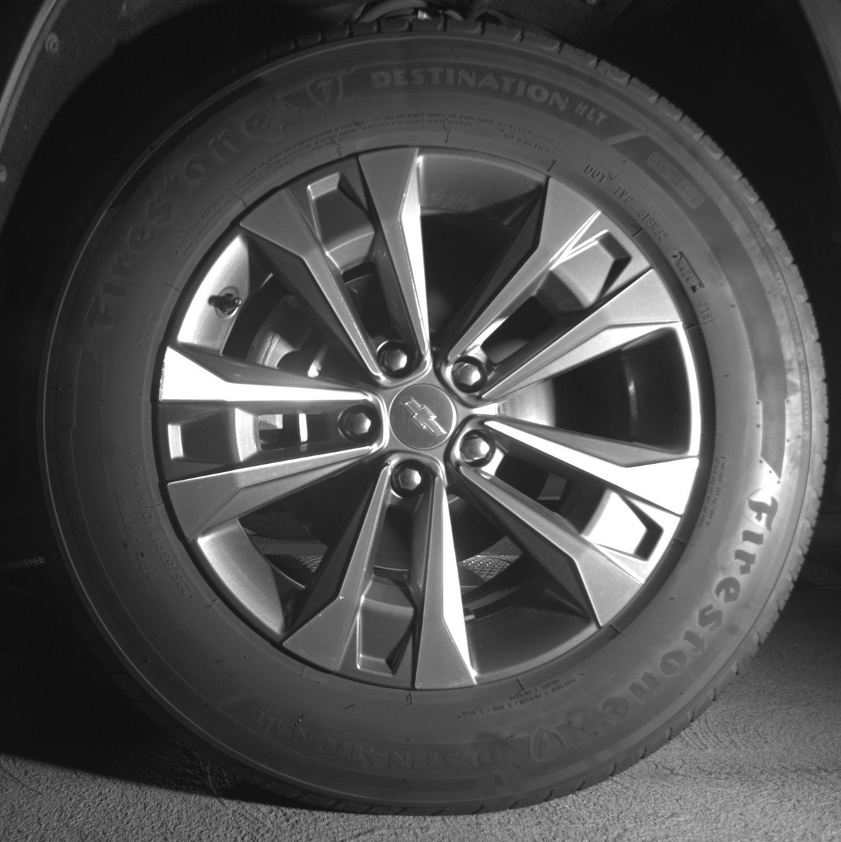 Used 2025 Chevrolet Equinox LT FWD image 12
