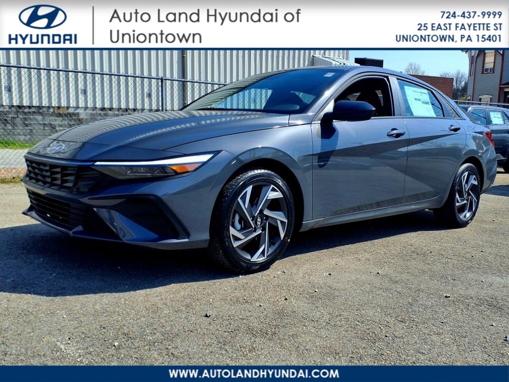 New 2025 Hyundai Elantra Sport image 1