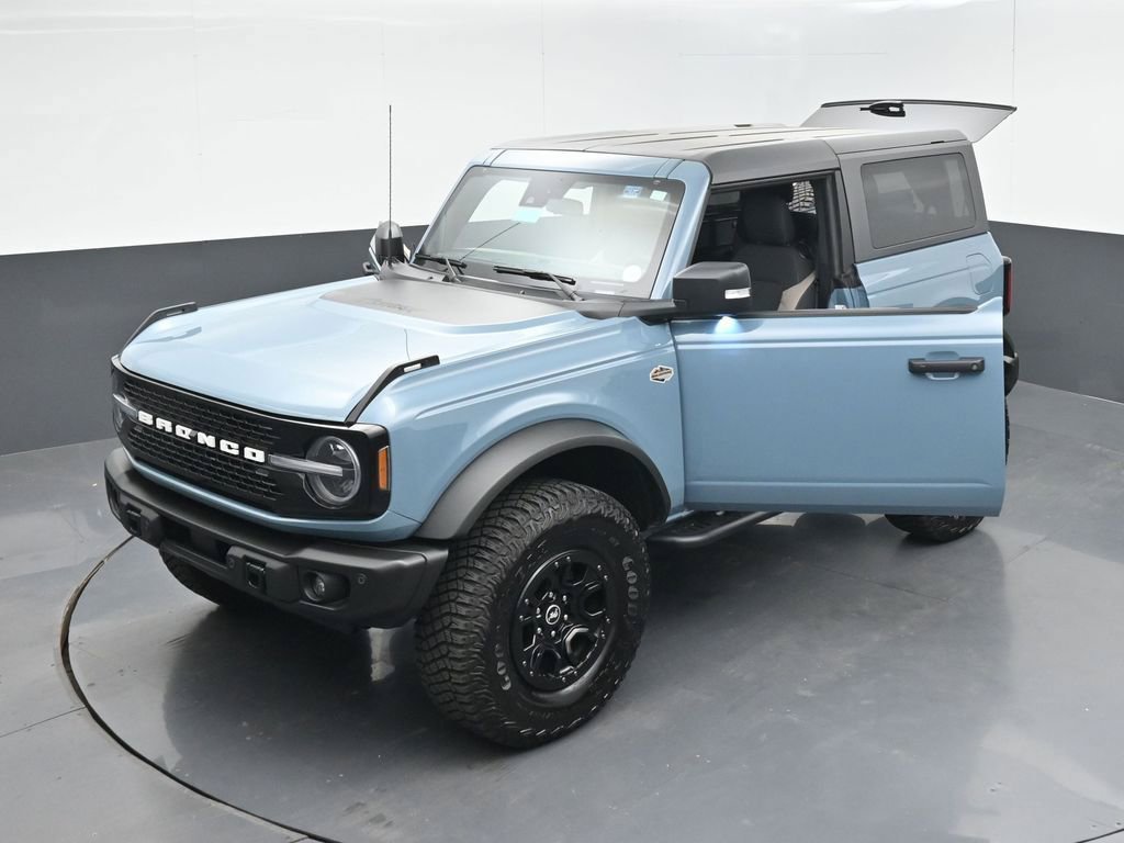 Used 2023 Ford Bronco Wildtrak AWD/4WD image 16