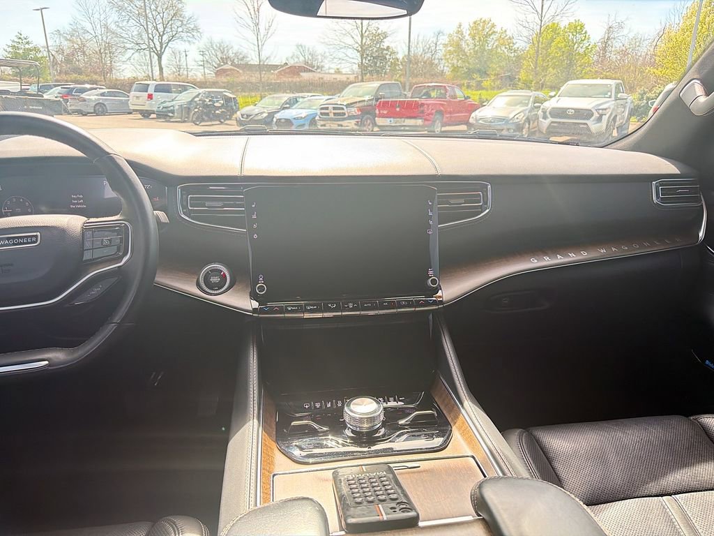 Used 2023 Jeep Grand Wagoneer 4WD image 20