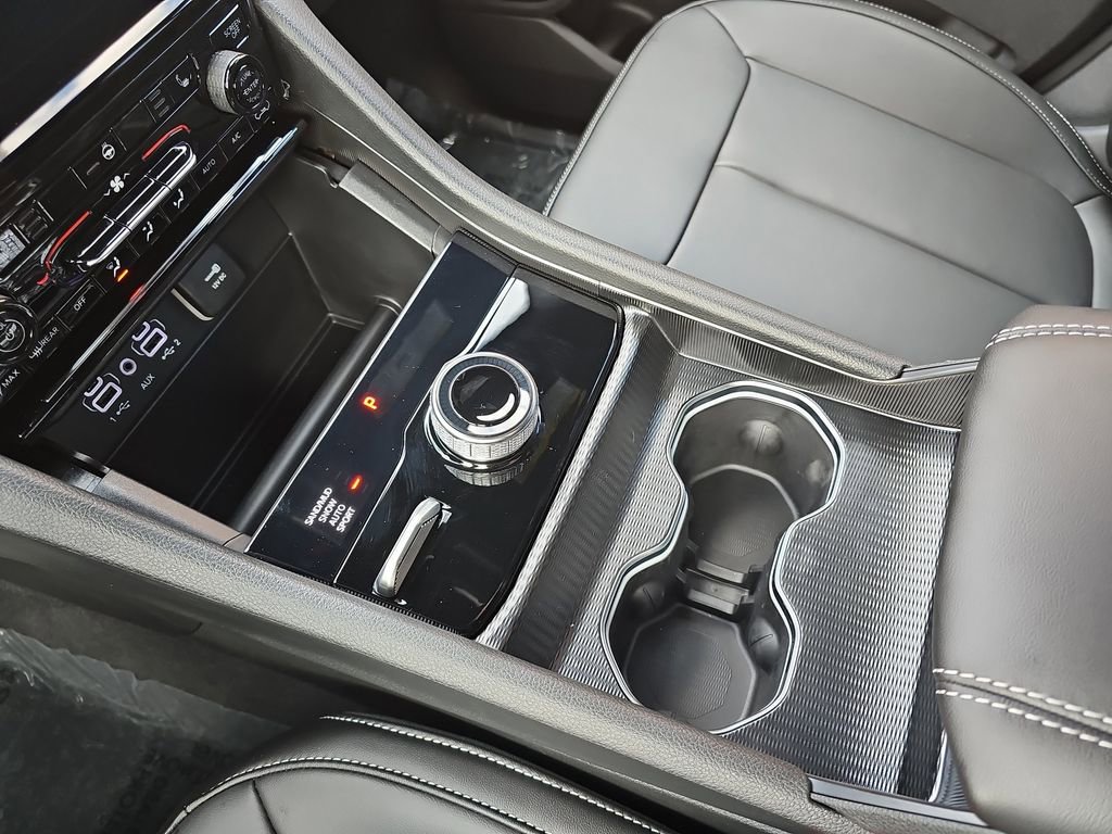 New 2025 Jeep Grand Cherokee Limited w/ Trailer Tow Package image 22