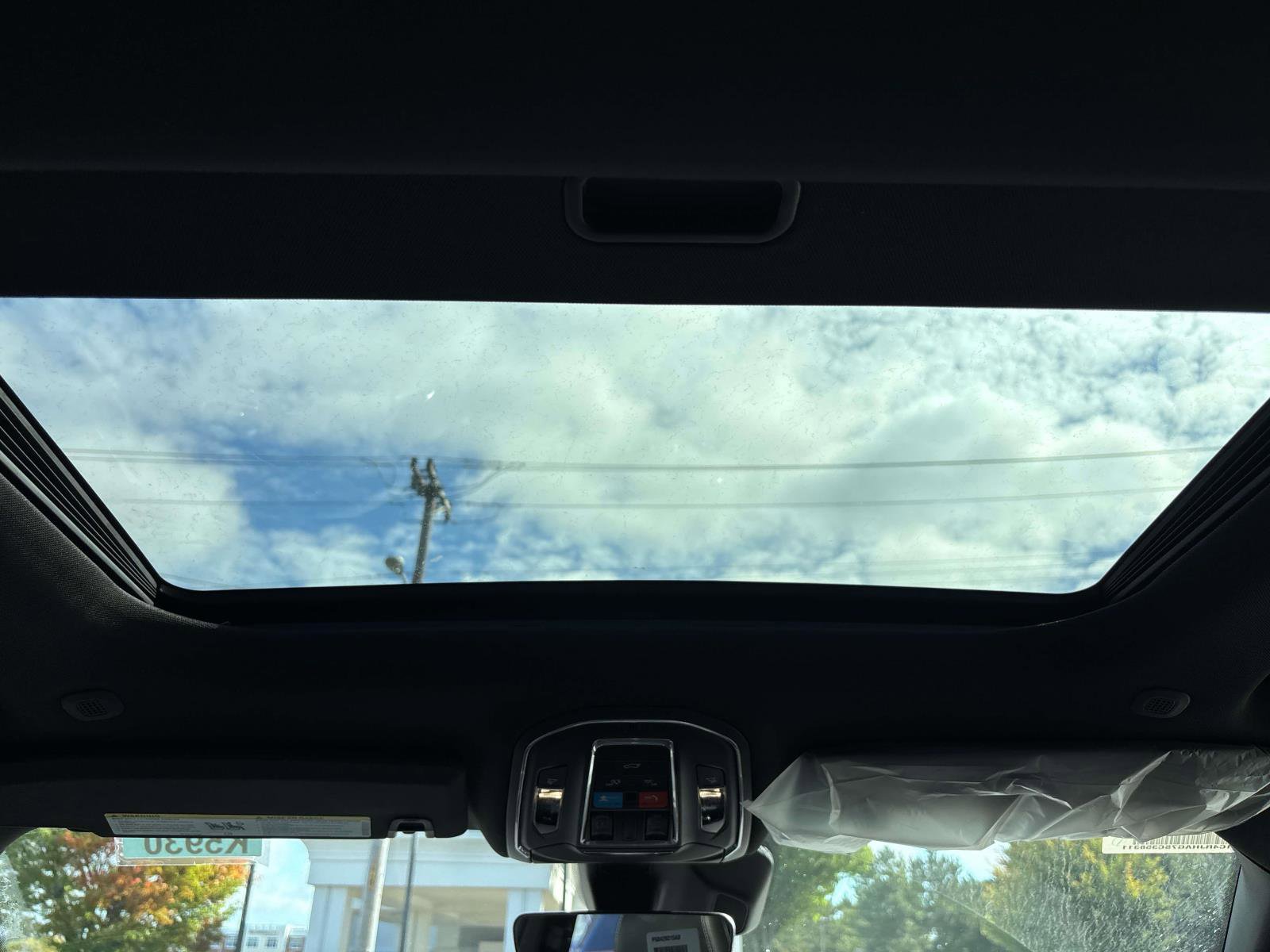 New 2025 Jeep Grand Cherokee Altitude image 7