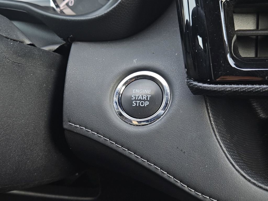 Used 2023 Toyota Highlander XSE FWD image 23