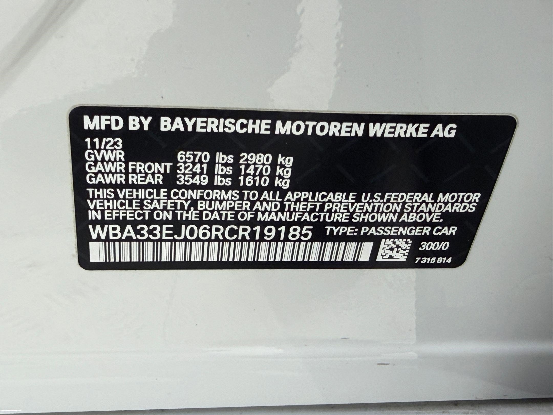 Certified 2024 BMW 760i xDrive w/ Executive Package image 23