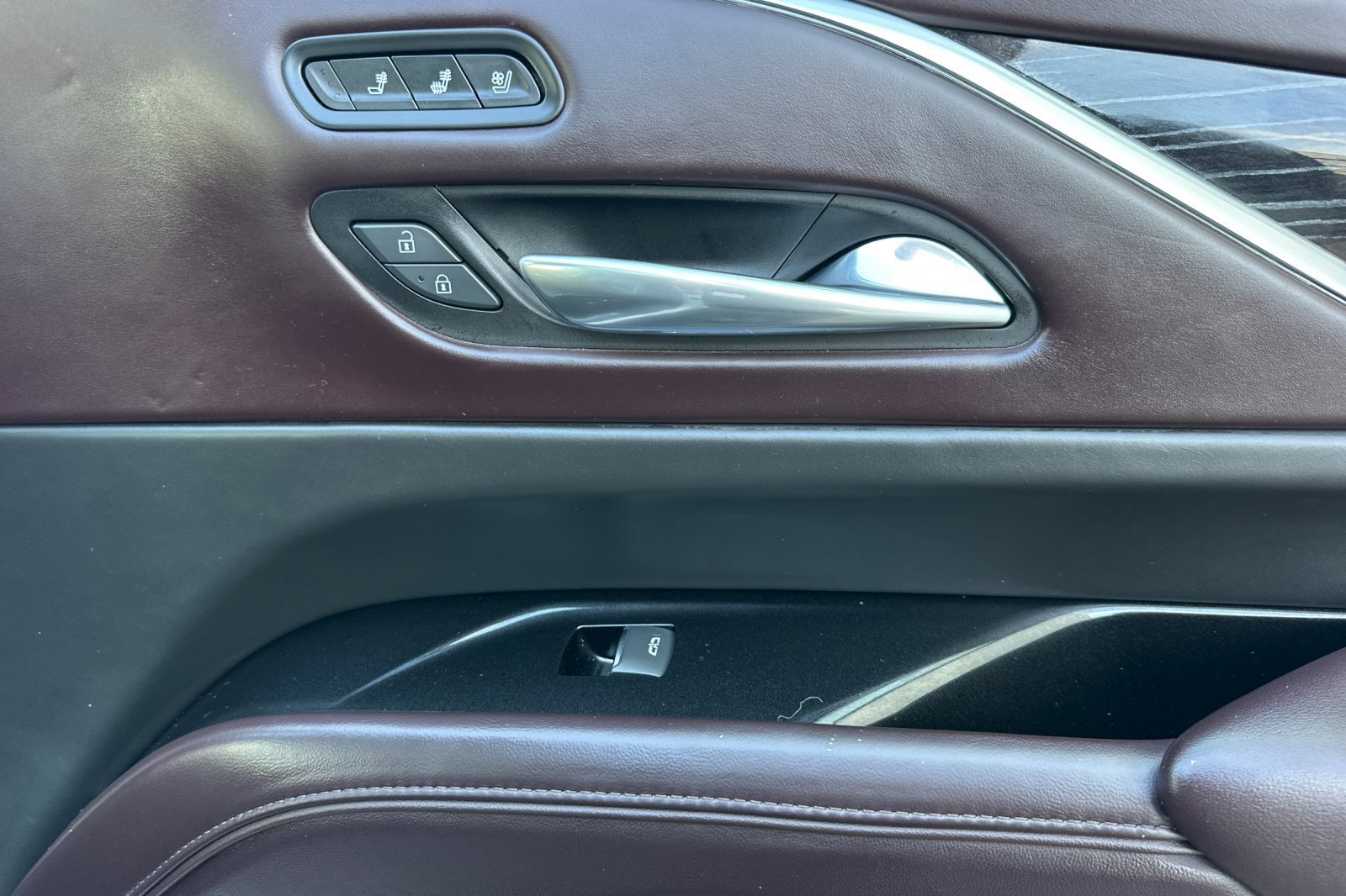 Certified 2023 Cadillac Escalade V AWD/4WD image 23