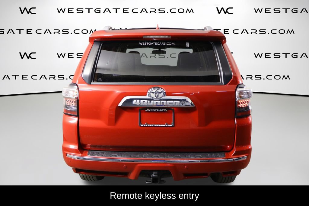 Used 2016 Toyota 4Runner Limited AWD/4WD image 4