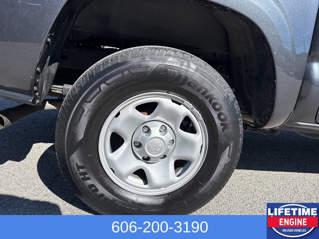 Used 2023 Toyota Tacoma SR AWD/4WD image 6