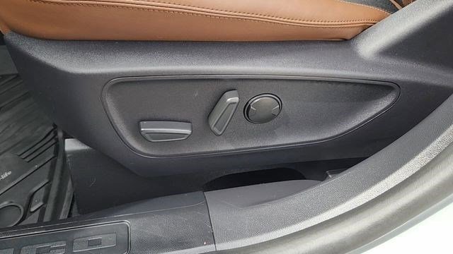 Used 2024 Ford Bronco Sport Outer Banks w/ Tech Package image 9