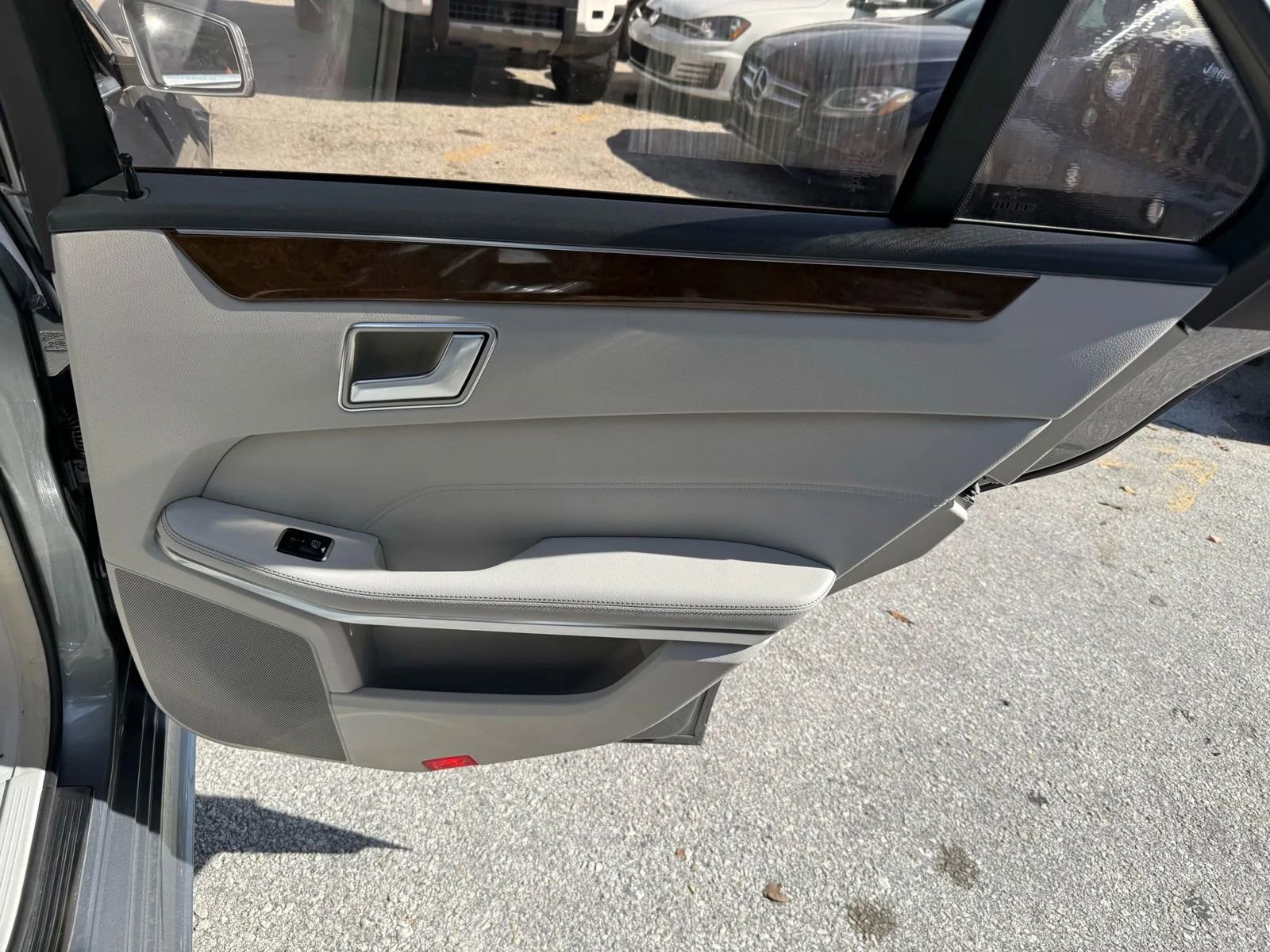 Used 2014 Mercedes-Benz E 350 Sedan w/ Premium 1 Package image 17