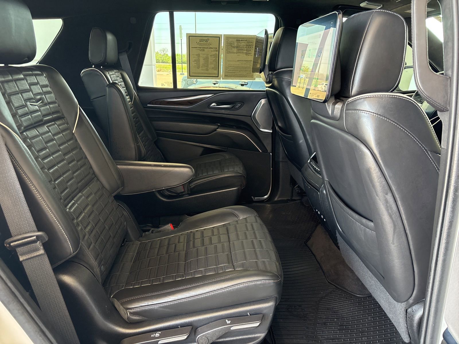 Used 2022 Cadillac Escalade Sport Platinum image 22