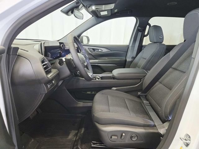 New 2026 Chevrolet Traverse LT image 8