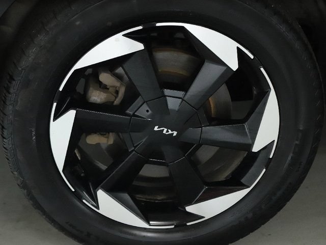 Used 2025 Kia Sorento SX Prestige AWD/4WD image 12