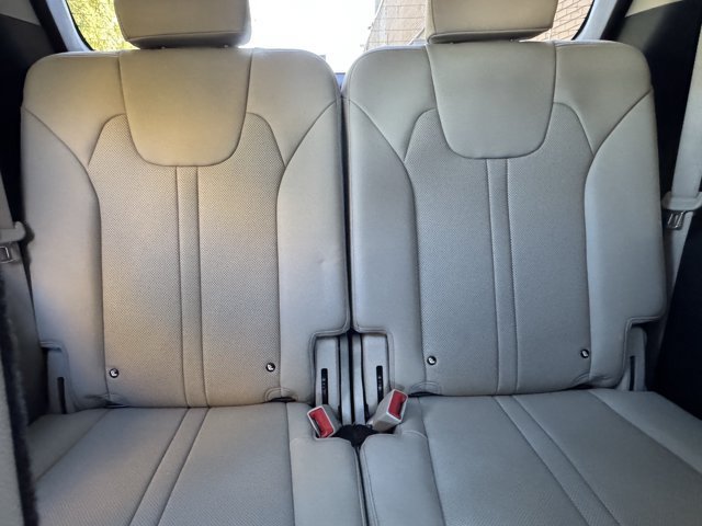 Used 2023 Kia Sorento SX Prestige w/ Panoramic Sunroof Package AWD/4WD image 16