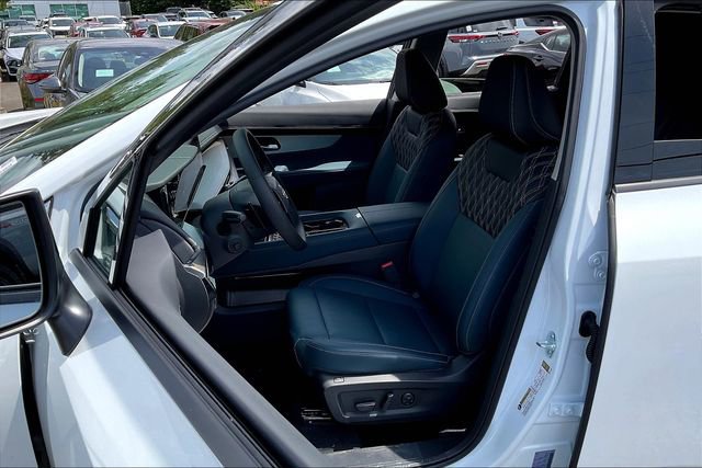 New 2025 Nissan Murano Platinum w/ Cargo Package image 8