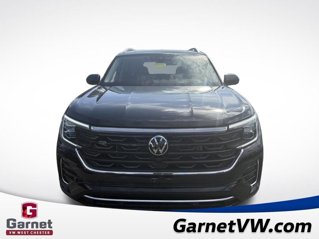 Used 2025 Volkswagen Atlas SEL Premium R-Line image 9