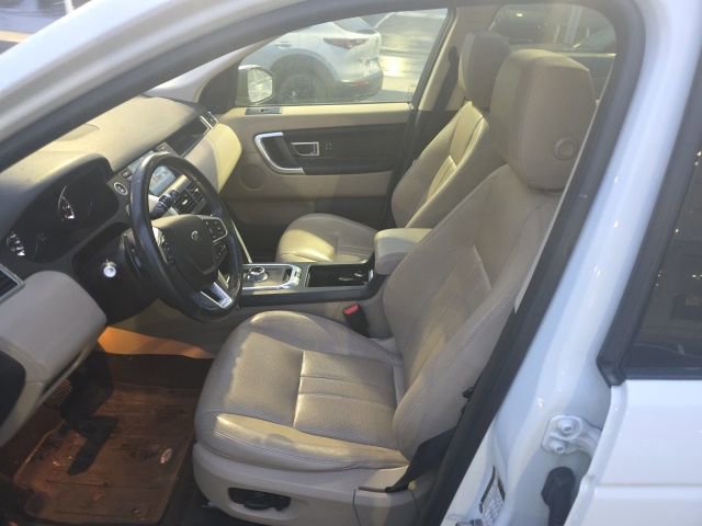 Used 2016 Land Rover Discovery Sport HSE image 13