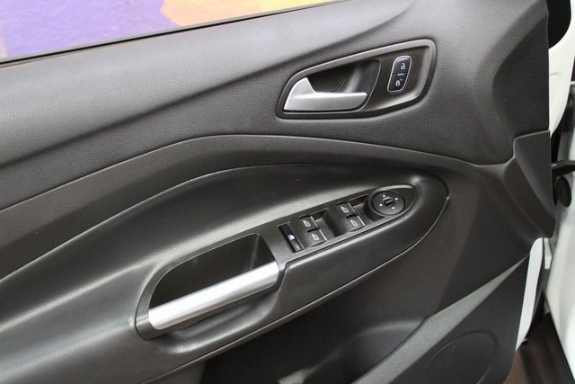 Used 2017 Ford C-MAX SE image 12