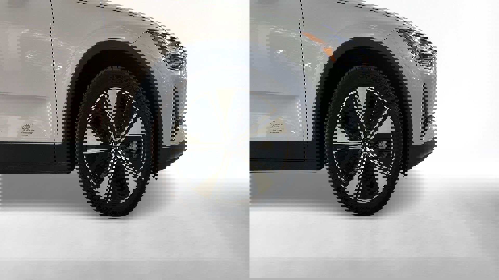 Used 2023 Polestar Polestar 2 image 23