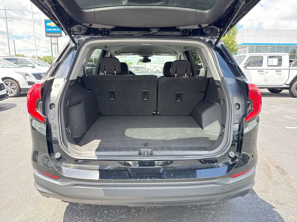 Used 2020 GMC Terrain SLE FWD image 24