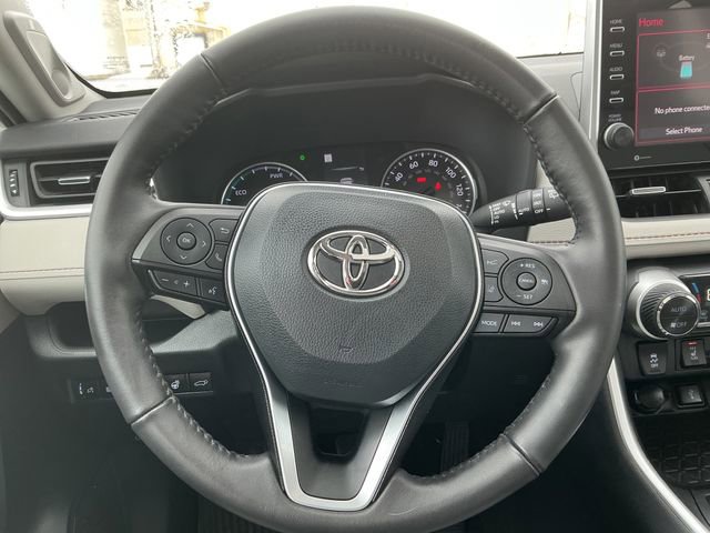 Used 2022 Toyota RAV4 XLE Premium image 26