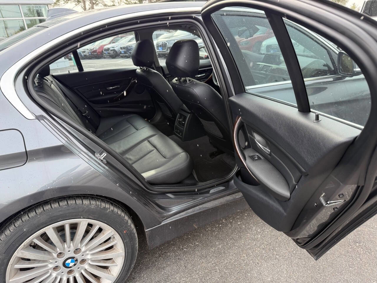 Used 2014 BMW 328i xDrive Sedan AWD/4WD image 11