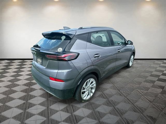 Used 2022 Chevrolet Bolt EUV LT w/ Driver Confidence Package FWD image 5