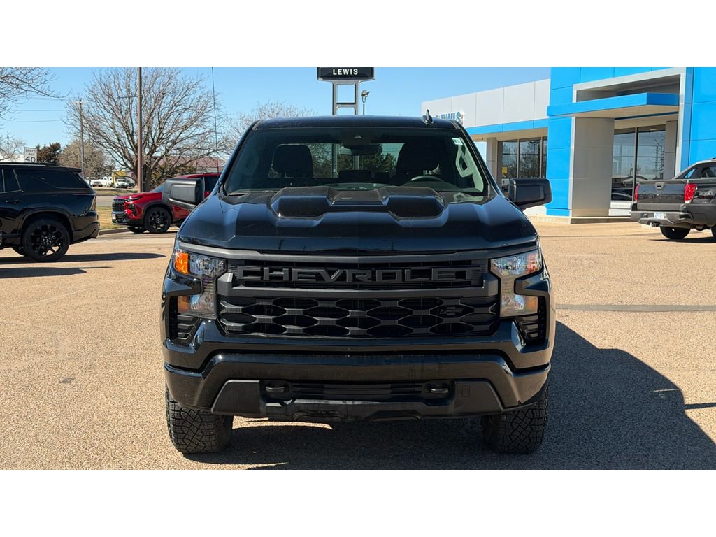 Certified 2025 Chevrolet Silverado 1500 Custom Trail Boss w/ Dark Appearance Package image 3