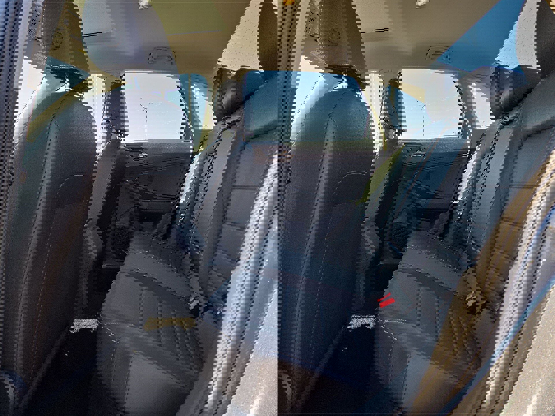 Used 2024 Volkswagen Jetta SE image 13