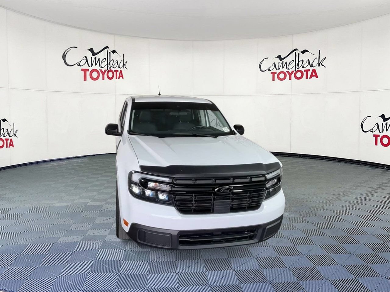 Used 2024 Ford Maverick Lariat w/ Black Appearance Package FWD image 4