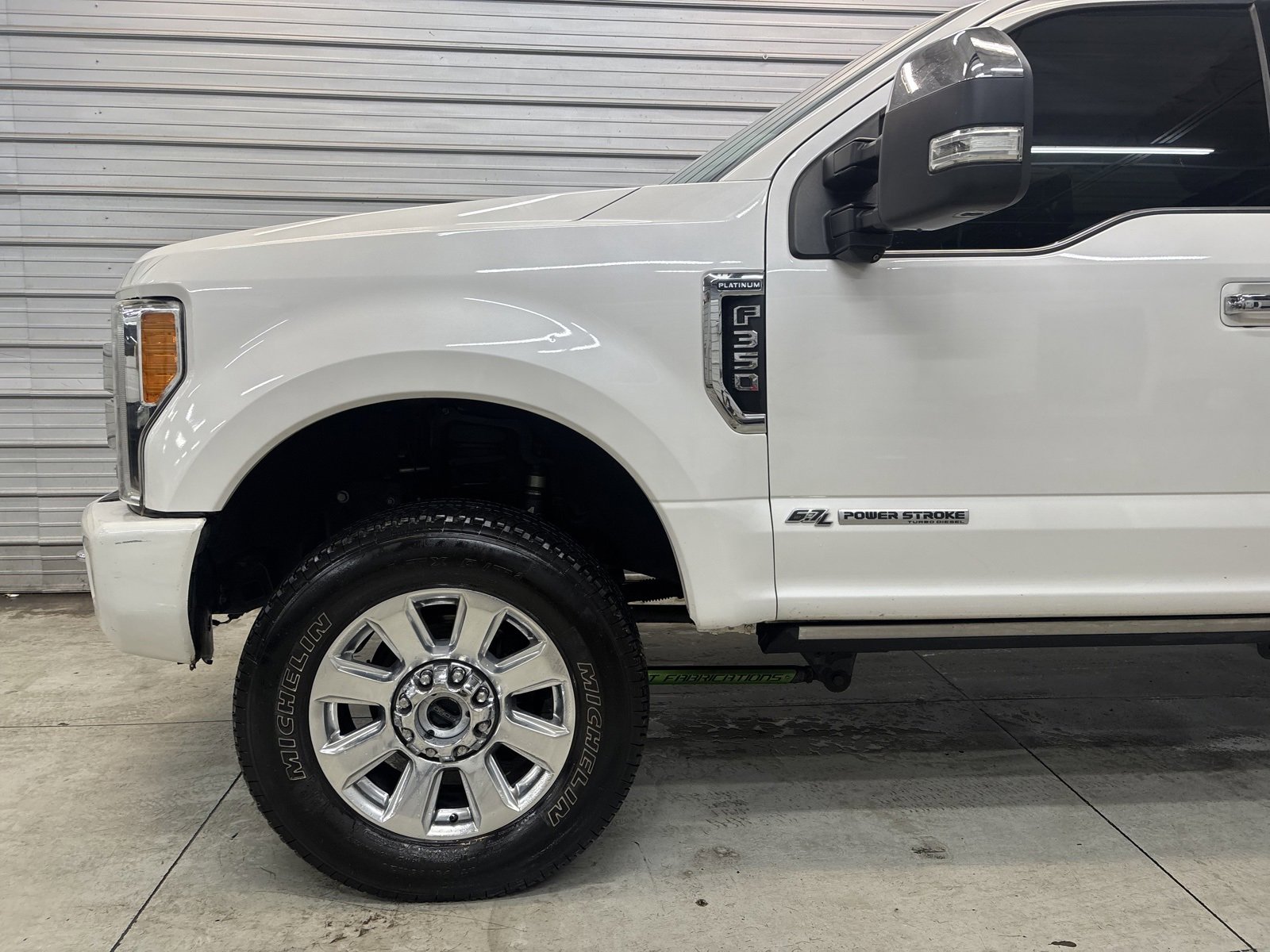 Used 2018 Ford F350 Platinum w/ Platinum Ultimate Package image 4