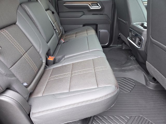 New 2026 Chevrolet Silverado 2500 High Country w/ High Country Premium Package AWD/4WD image 31