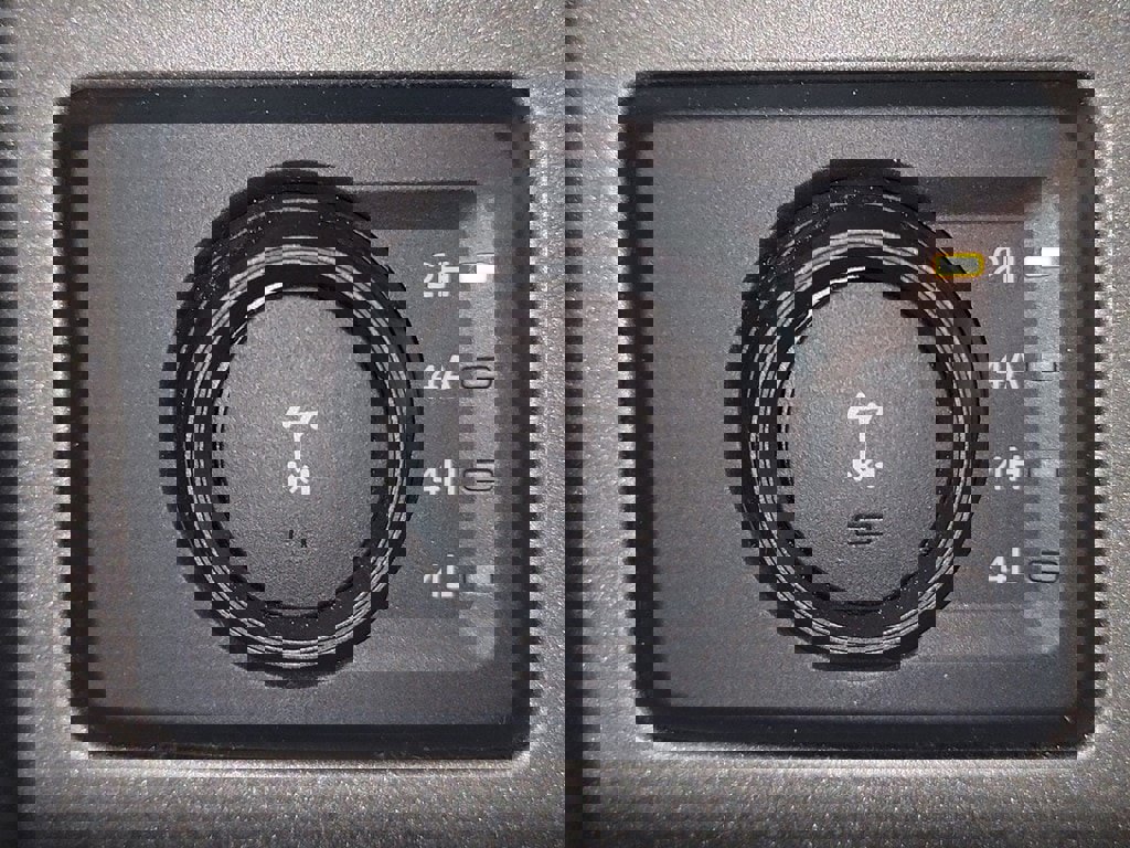 Used 2018 Ford F150 Raptor w/ Equipment Group 802A Luxury image 28