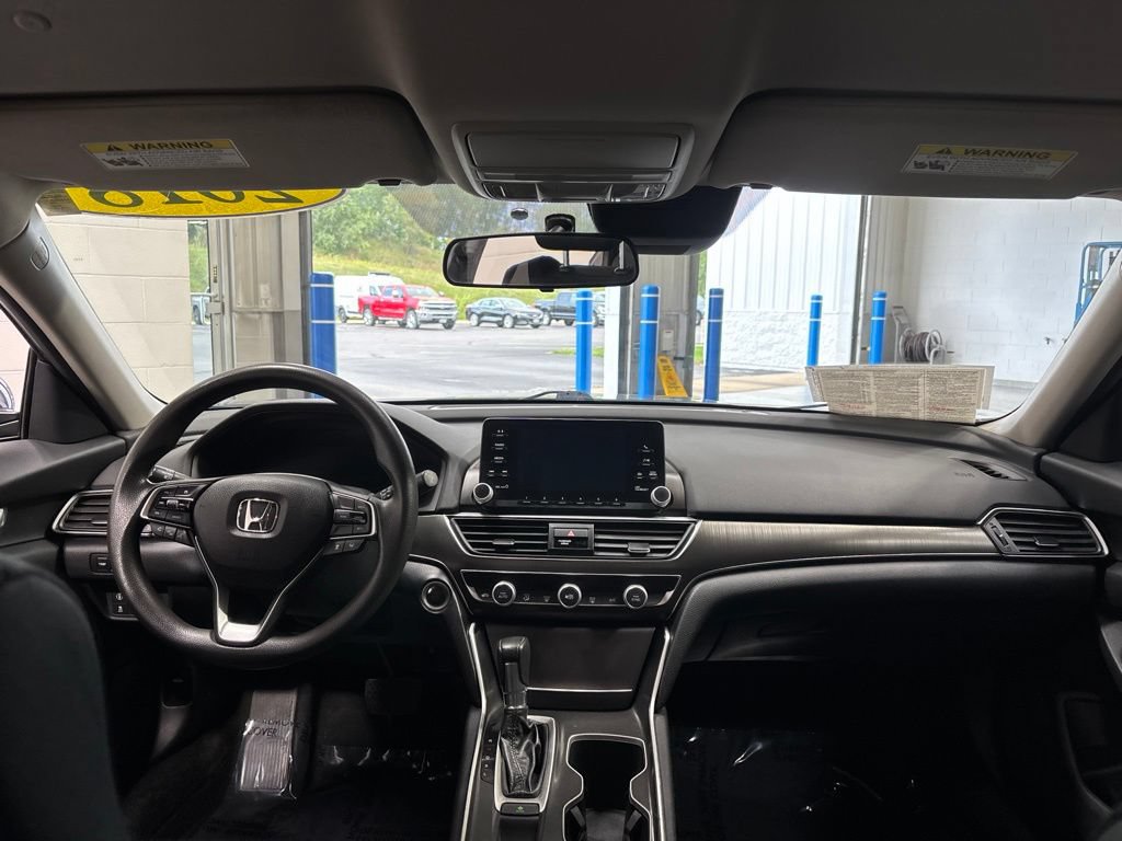 Used 2018 Honda Accord LX image 11